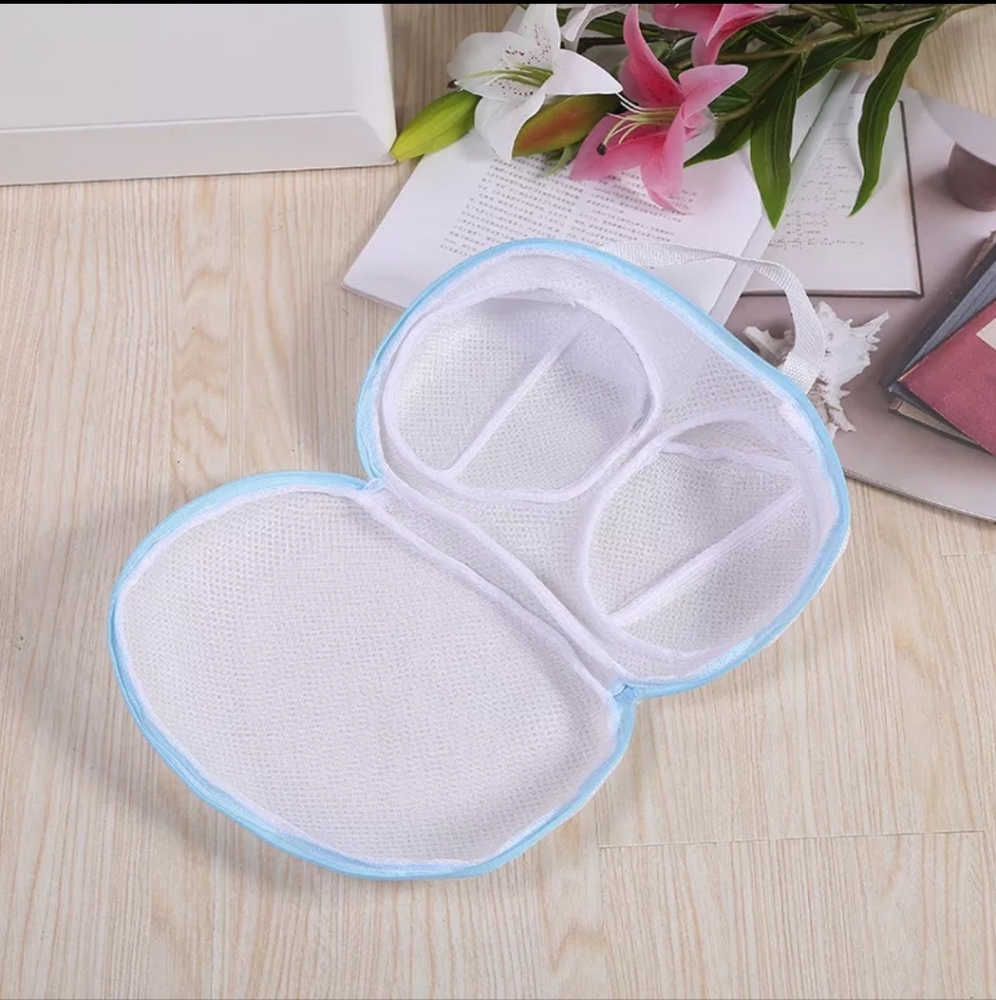 Bra Laundry Storage Zippered Bag with Handle. Brand New - Picture 3 of 11